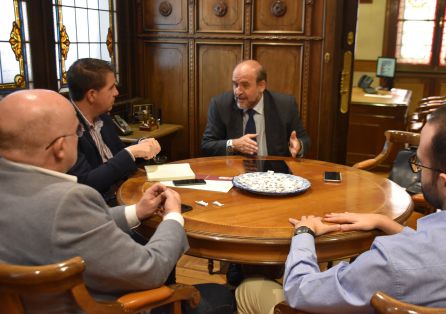 Fibra óptica a los municipios con menos de 200 habitantes Fibra óptica a los municipios con menos de 200 habitantes