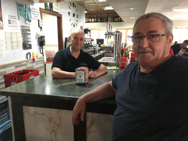 Fernando Hernández y Paco López en el bar El Arcángel Fernando Hernández y Paco López en el bar El Arcángel