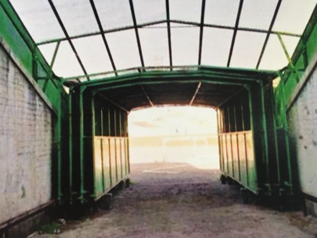 Bocana de vestuarios del estadio El Arcángel Bocana de vestuarios del estadio El Arcángel