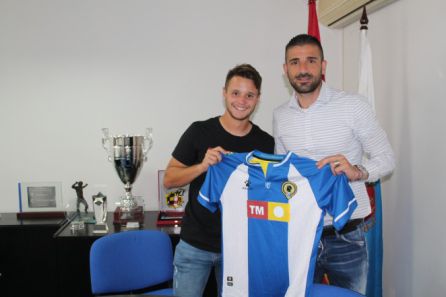 Programa de deportes de Alicante: Tres equipos de Primera siguen a Nani, Benja, optimista y el Rico Pérez ya espera a Chile y a Colombia Programa de deportes de Alicante: Tres equipos de Primera siguen a Nani, Benja, optimista y el Rico Pérez ya espera a Chile y a Colombia