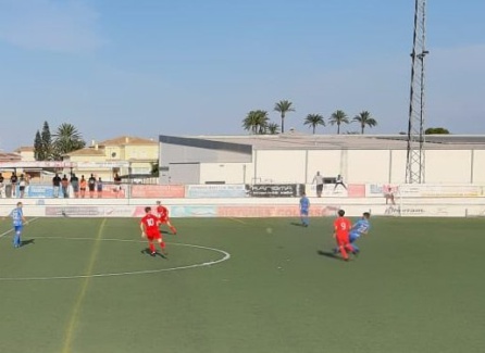 Momento del partido entre la UD Oliva y el Ontinyent Momento del partido entre la UD Oliva y el Ontinyent