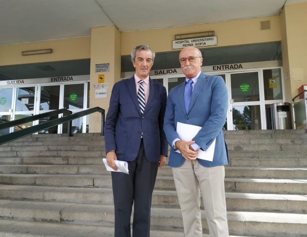 Rafael de la Hoz Castanys y Juan Benito Rafael de la Hoz Castanys y Juan Benito