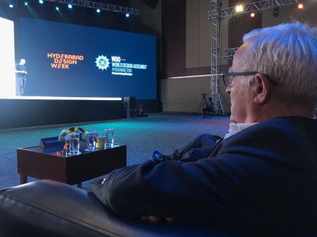 Ribó recibe el testigo de la Capitalidad Mundial del Diseño en la India Ribó recibe el testigo de la Capitalidad Mundial del Diseño en la India
