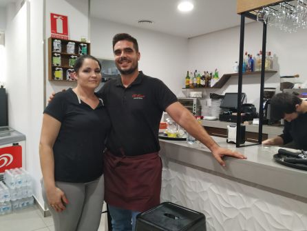 Yolanda y Carlos, en El Cerezo. Yolanda y Carlos, en El Cerezo.