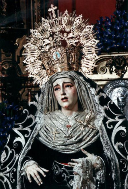 Virgen de los Dolores de Santa Cruz Virgen de los Dolores de Santa Cruz