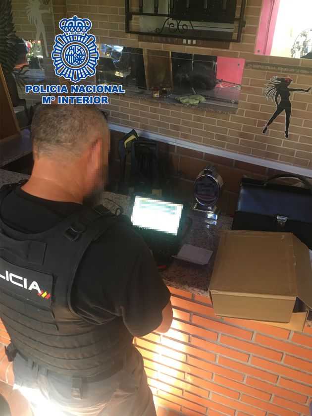 Tres detenidos por explotación sexual de mujeres en Tomelloso Tres detenidos por explotación sexual de mujeres en Tomelloso
