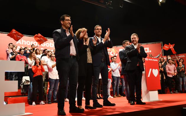 Cataluña centra el primer acto de precampaña de Pedro Sánchez Cataluña centra el primer acto de precampaña de Pedro Sánchez