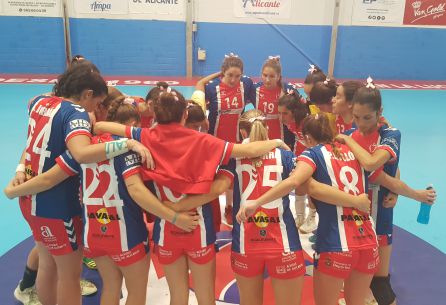 Programa de deportes: Samuel, Felipe, Martínez, Nico y los lazos amarillos de las jugadoras de Gavá Programa de deportes: Samuel, Felipe, Martínez, Nico y los lazos amarillos de las jugadoras de Gavá
