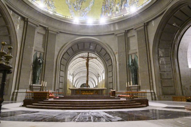 Así ha quedado el Valle de los Caídos tras la exhumación de Franco Así ha quedado el Valle de los Caídos tras la exhumación de Franco