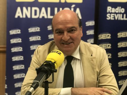 Luis Miguel Martín Rubio durante la entrevista en Hoy por Hoy Sevilla Luis Miguel Martín Rubio durante la entrevista en Hoy por Hoy Sevilla