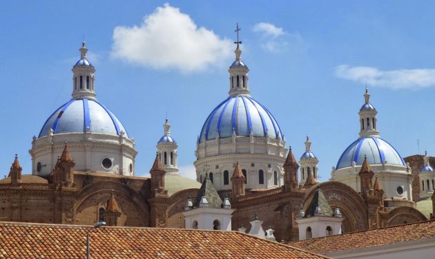 Catedral de Cuenca (Ecuador) Catedral de Cuenca (Ecuador)