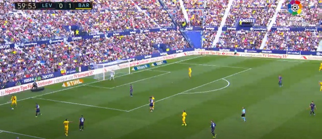 Presión grupal del Levante que originó el (1-1) que marcó Campaña Presión grupal del Levante que originó el (1-1) que marcó Campaña