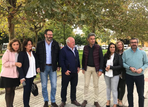 Los candidatos del PP haciendo campaña de las Elecciones Generales Los candidatos del PP haciendo campaña de las Elecciones Generales