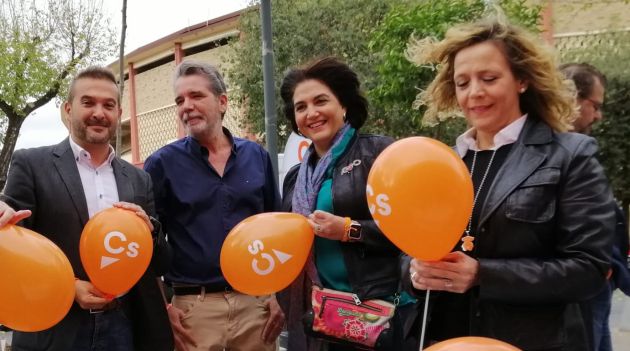 Marcial Gómez, el candidato de Ciudadanos participando en una acto de campaña Marcial Gómez, el candidato de Ciudadanos participando en una acto de campaña
