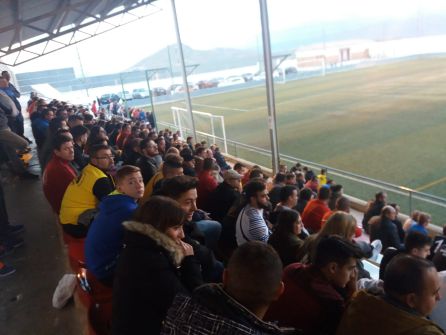 Aspecto que presentaba el Municipal Francisco Herrera Cueva, en el partido ante el Guarroman Aspecto que presentaba el Municipal Francisco Herrera Cueva, en el partido ante el Guarroman