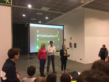 Momento de la presentación del concurso Momento de la presentación del concurso