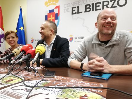 La producción de castaña se reduce a la mitad en el Bierzo tras una mala floración La producción de castaña se reduce a la mitad en el Bierzo tras una mala floración