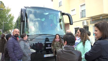 Dos autobuses se han fletado desde Peal de Becerro Dos autobuses se han fletado desde Peal de Becerro