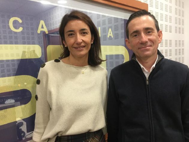 Rocio Guerrero, de la agencia de servicios digitales Blanco Nucelar y Enrique Garcés, responsable de la web piedraonline.com Rocio Guerrero, de la agencia de servicios digitales Blanco Nucelar y Enrique Garcés, responsable de la web piedraonline.com