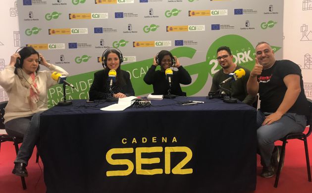 Con algunos de los emprendedores y emprendedoras que nos han contado cómo están haciendo realidad sus ideas con el apoyo de los mentores de la EOI Con algunos de los emprendedores y emprendedoras que nos han contado cómo están haciendo realidad sus ideas con el apoyo de los mentores de la EOI
