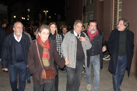 LLegada de las cenizas de Asunción Balaguer a la Casa de la Cultura, Paco Rabal (Águilas), donde se llevó a cabo un sentido homenaje a la fallecida en el que intervinieron, entre otros, el actor Ginés García Millán. LLegada de las cenizas de Asunción Balaguer a la Casa de la Cultura, Paco Rabal (Águilas), donde se llevó a cabo un sentido homenaje a la fallecida en el que intervinieron, entre otros, el actor Ginés García Millán.
