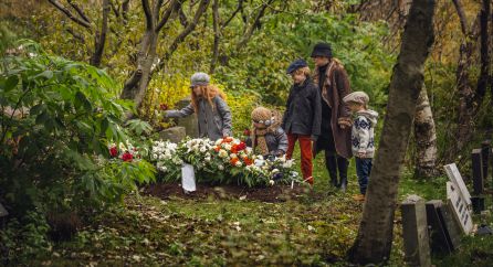 "Los niños tienen derecho a vivir su propio duelo y eso les va a ayudar a comprender que esa persona se ha ido, se ha muerto", Mirella Rosique. "Los niños tienen derecho a vivir su propio duelo y eso les va a ayudar a comprender que esa persona se ha ido, se ha muerto", Mirella Rosique.