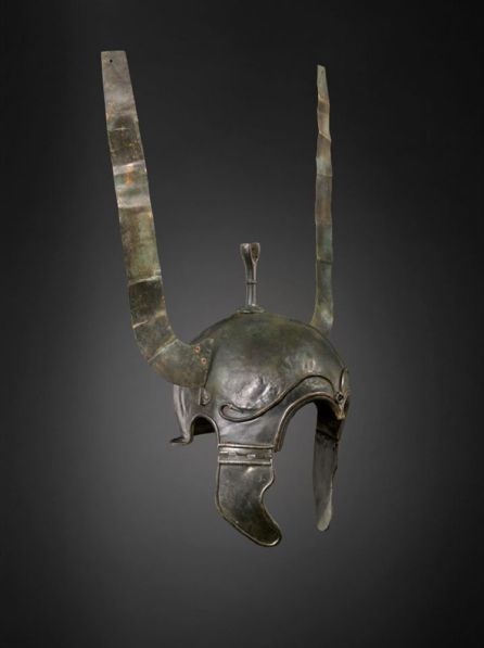 Uno de los cascos celtíberos de bronce recuperados pertenecientes al yacimiento de Aranda de Moncayo Uno de los cascos celtíberos de bronce recuperados pertenecientes al yacimiento de Aranda de Moncayo