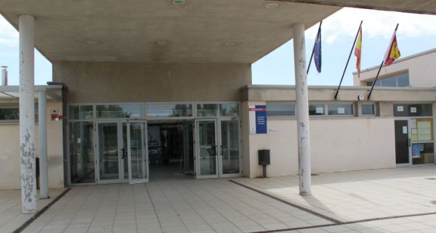 Paradas las obras del 2º IESO de Alovera (Guadalajara). La consejería de Educación inicia expediente de rescisión de contrato con la empresa que las ejecutaba, Vialterra Infraestructuras.: Otro contratiempo más para el 2º IESO de Alovera Paradas las obras del 2º IESO de Alovera (Guadalajara). La consejería de Educación inicia expediente de rescisión de contrato con la empresa que las ejecutaba, Vialterra Infraestructuras.: Otro contratiempo más para el 2º IESO de Alovera