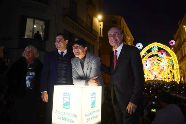 Antonio Banderas inaugura el alumbrado de Navidad de Málaga Antonio Banderas inaugura el alumbrado de Navidad de Málaga