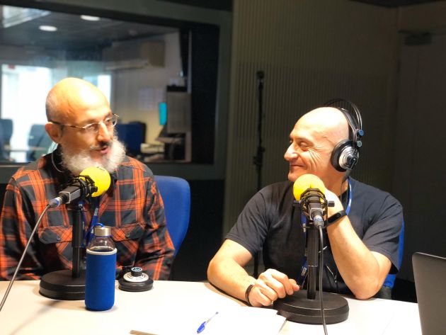 Pepe Viyuela: "Uno no puede dejar de reír pese a que no sea
nada agradable lo que les pase a los personajes" Pepe Viyuela: "Uno no puede dejar de reír pese a que no sea
nada agradable lo que les pase a los personajes"
