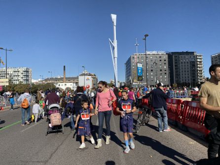 Este sábado por la mañana se ha celebrado una 'minimaratón' en la Ciudad de las Artes y las Ciencias de València Este sábado por la mañana se ha celebrado una 'minimaratón' en la Ciudad de las Artes y las Ciencias de València