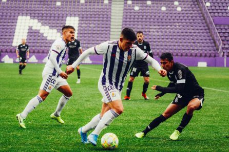 Víctor y Roberto Carlos participaron en la acción decisiva del choque Víctor y Roberto Carlos participaron en la acción decisiva del choque