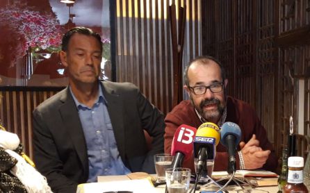 Ramón Carreras y José Puga, en rueda de prensa Ramón Carreras y José Puga, en rueda de prensa