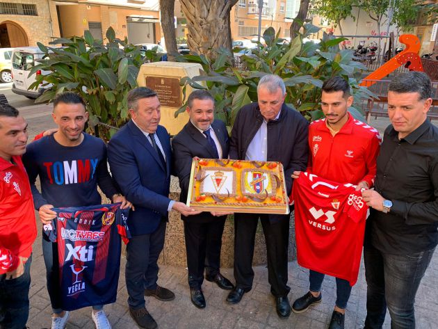 El Real Murcia y el Yeclano calientan el derbi regional El Real Murcia y el Yeclano calientan el derbi regional