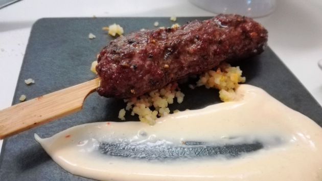 Kefta de ternera con cous-cous Kefta de ternera con cous-cous