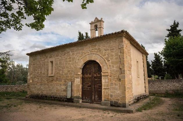 Ermita de San Sebastián, en Huete (Cuenca). Ermita de San Sebastián, en Huete (Cuenca).
