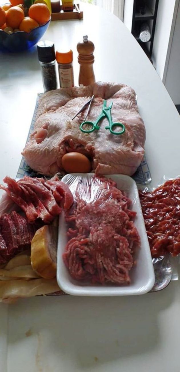 Ingredientes del pavo trufado elaborado por las hermanas Ruiz de Lassaletta Ingredientes del pavo trufado elaborado por las hermanas Ruiz de Lassaletta