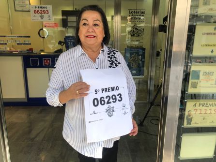 La responsable del dispensario donde se han vendido las 19 series de un quinto premio La responsable del dispensario donde se han vendido las 19 series de un quinto premio