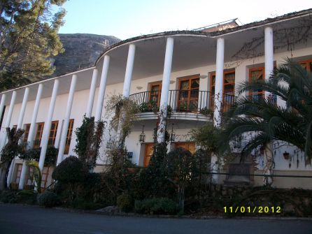 Fachada principal de la Villa Turística Fachada principal de la Villa Turística