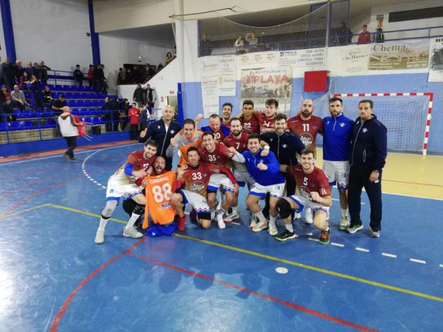 El BM Horneo Sporting Alicante ha conseguido hacerse con el campeonato de invierno en el grupo E de Primera Nacional El BM Horneo Sporting Alicante ha conseguido hacerse con el campeonato de invierno en el grupo E de Primera Nacional
