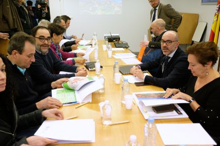 La Junta recupera la figura del consorcio para coordinar los servicios en Las Médulas La Junta recupera la figura del consorcio para coordinar los servicios en Las Médulas