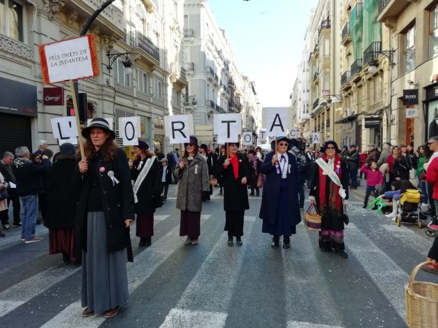 La Cabalgata de les Magues de Gener ha reivindicado la defensa de la huerta de València con el lema "L'Horta no es toca" La Cabalgata de les Magues de Gener ha reivindicado la defensa de la huerta de València con el lema "L'Horta no es toca"