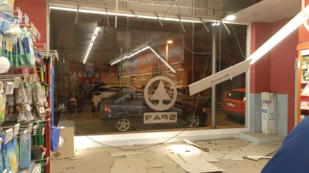 Mor el ferit crític i són tres les víctimes mortals de l'explosió a la petroquímica Mor el ferit crític i són tres les víctimes mortals de l'explosió a la petroquímica