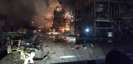 Mor el ferit crític i són tres les víctimes mortals de l'explosió a la petroquímica Mor el ferit crític i són tres les víctimes mortals de l'explosió a la petroquímica