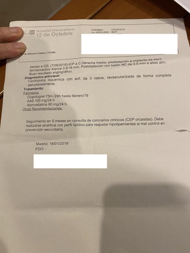 Informe médico de Gonzalo en el que se le establece un seguimiento cada seis meses Informe médico de Gonzalo en el que se le establece un seguimiento cada seis meses