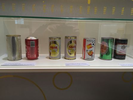 Primera lata de bebida en España en 1.965 Primera lata de bebida en España en 1.965