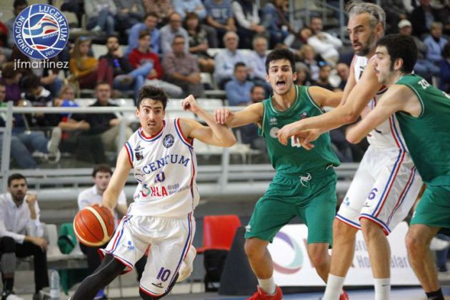 Álvaro Lobo en su etapa en Alicante Álvaro Lobo en su etapa en Alicante