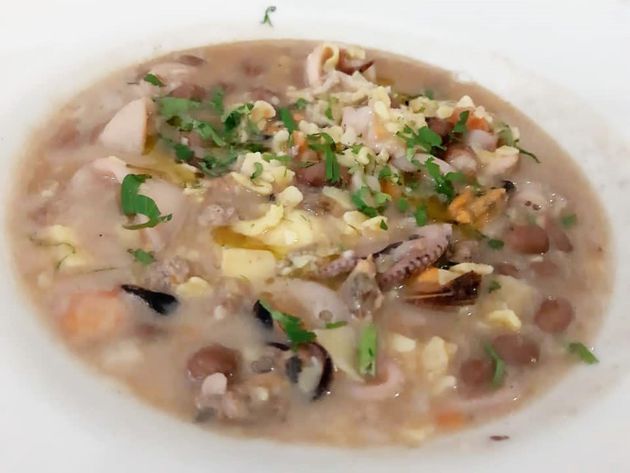 Pasta e faggioli con frutti di mare, en trattoria Morgana Pasta e faggioli con frutti di mare, en trattoria Morgana