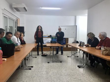 ALAC durante una de sus terapias de ayuda ALAC durante una de sus terapias de ayuda
