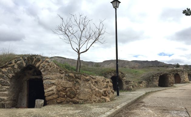 Cuevas del Carril en Albalate de las Nogueras (Cuenca). Cuevas del Carril en Albalate de las Nogueras (Cuenca).